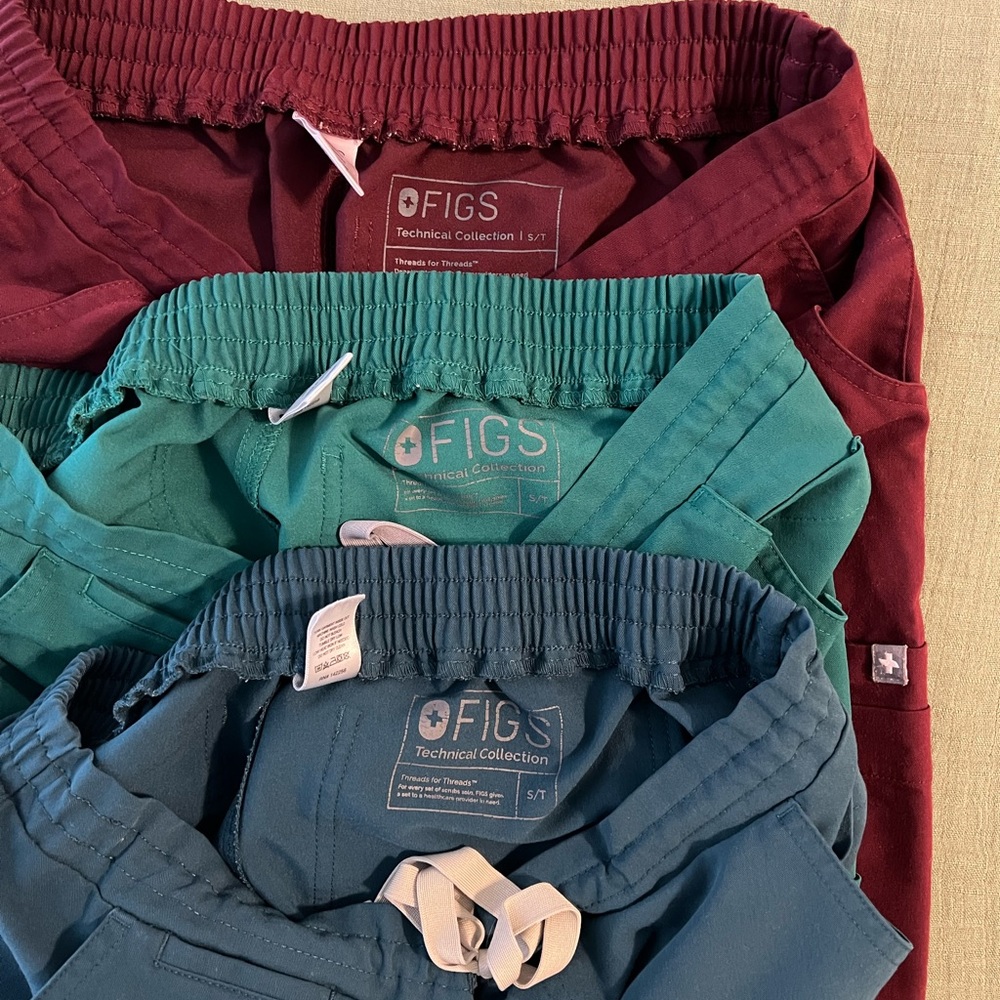 Figs Yola Skinny Small Tall Bundle